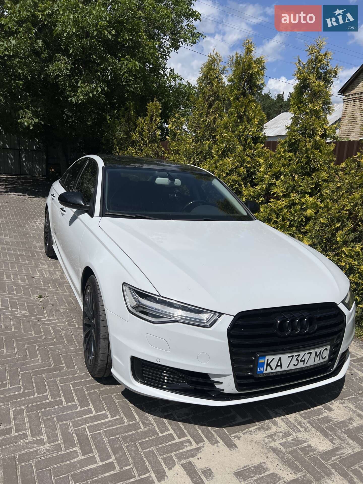 Головне фото звіту автомобіляAUDI A6 2016